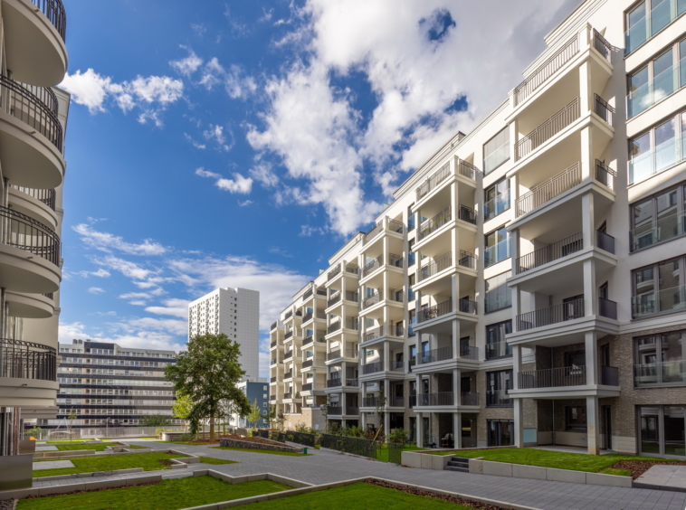 Frankfurt-Sachsenhausen, Hainer Weg 48 + 48a