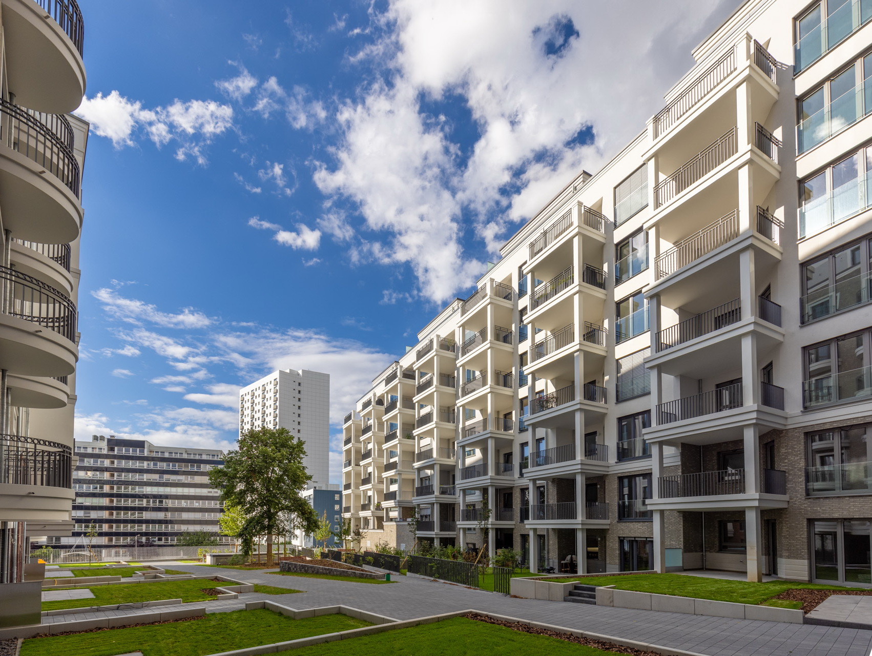 Frankfurt-Sachsenhausen, Hainer Weg 48 + 48a